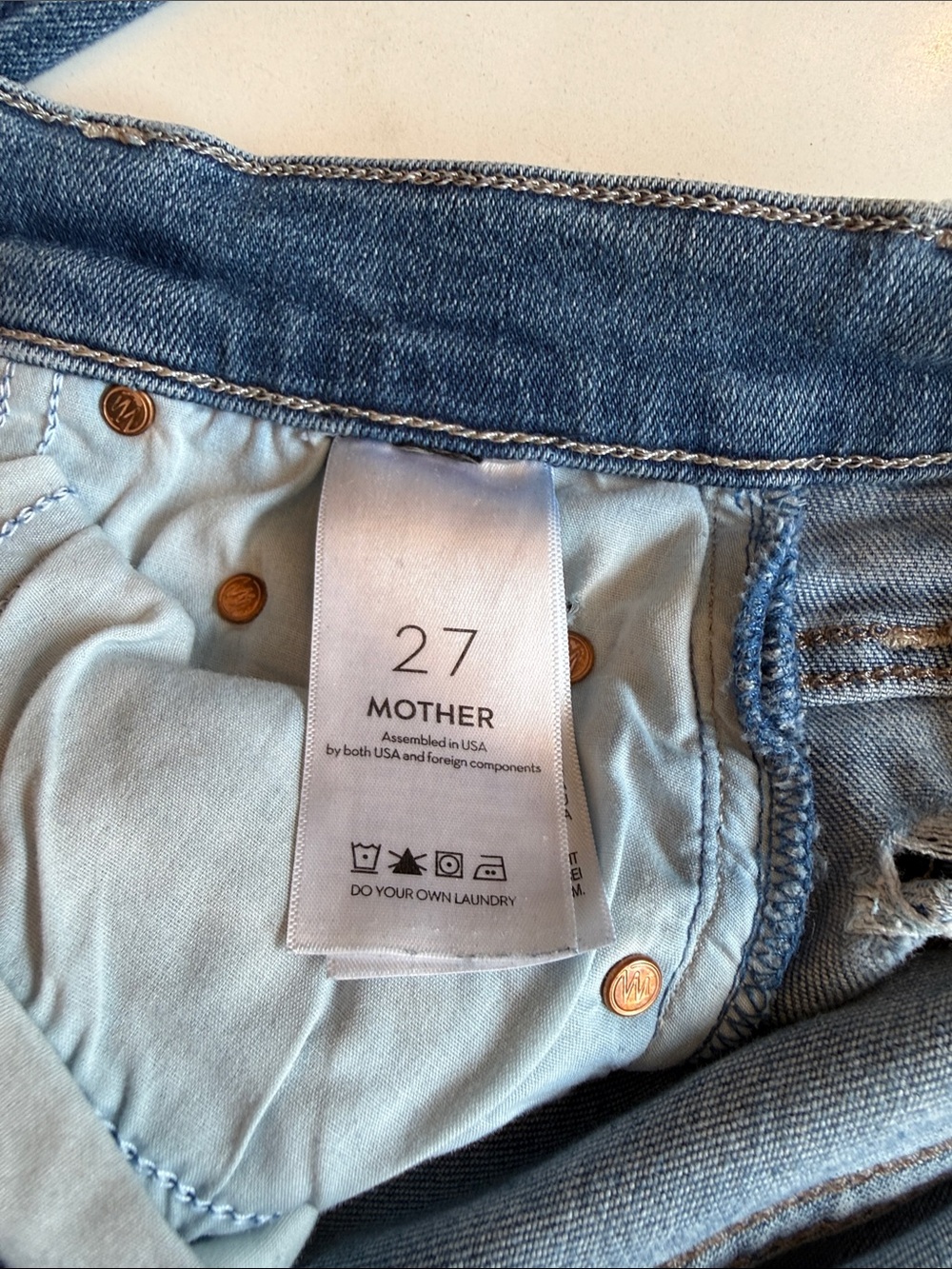 MOTHER Tomcat Ankle Fray buttonfly, Size 27. - Picture 4 of 6
